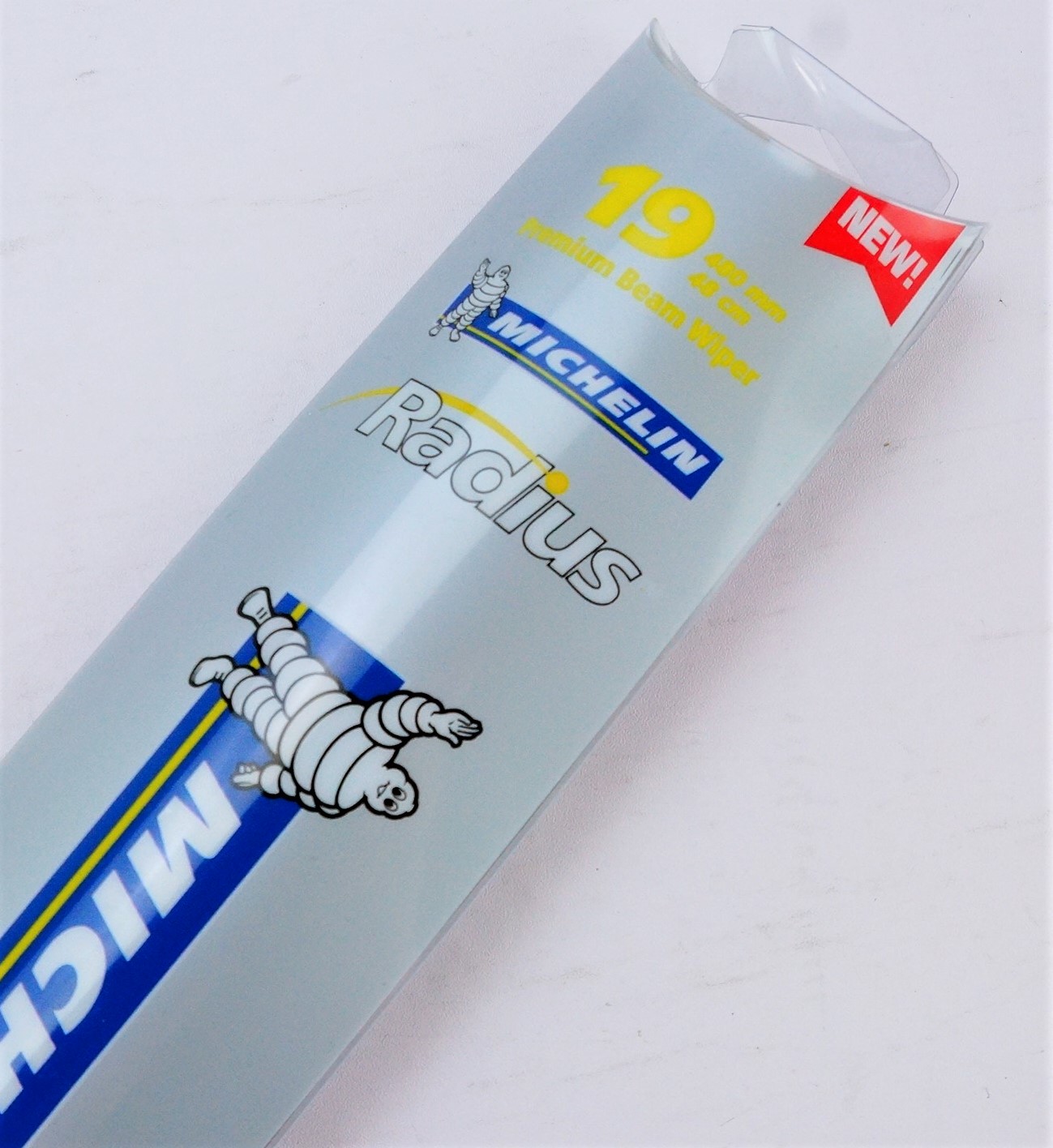 New Michelin 19â€ Radius Premium Beam w/ Frameless Curved Design Wiper Blade - image 2