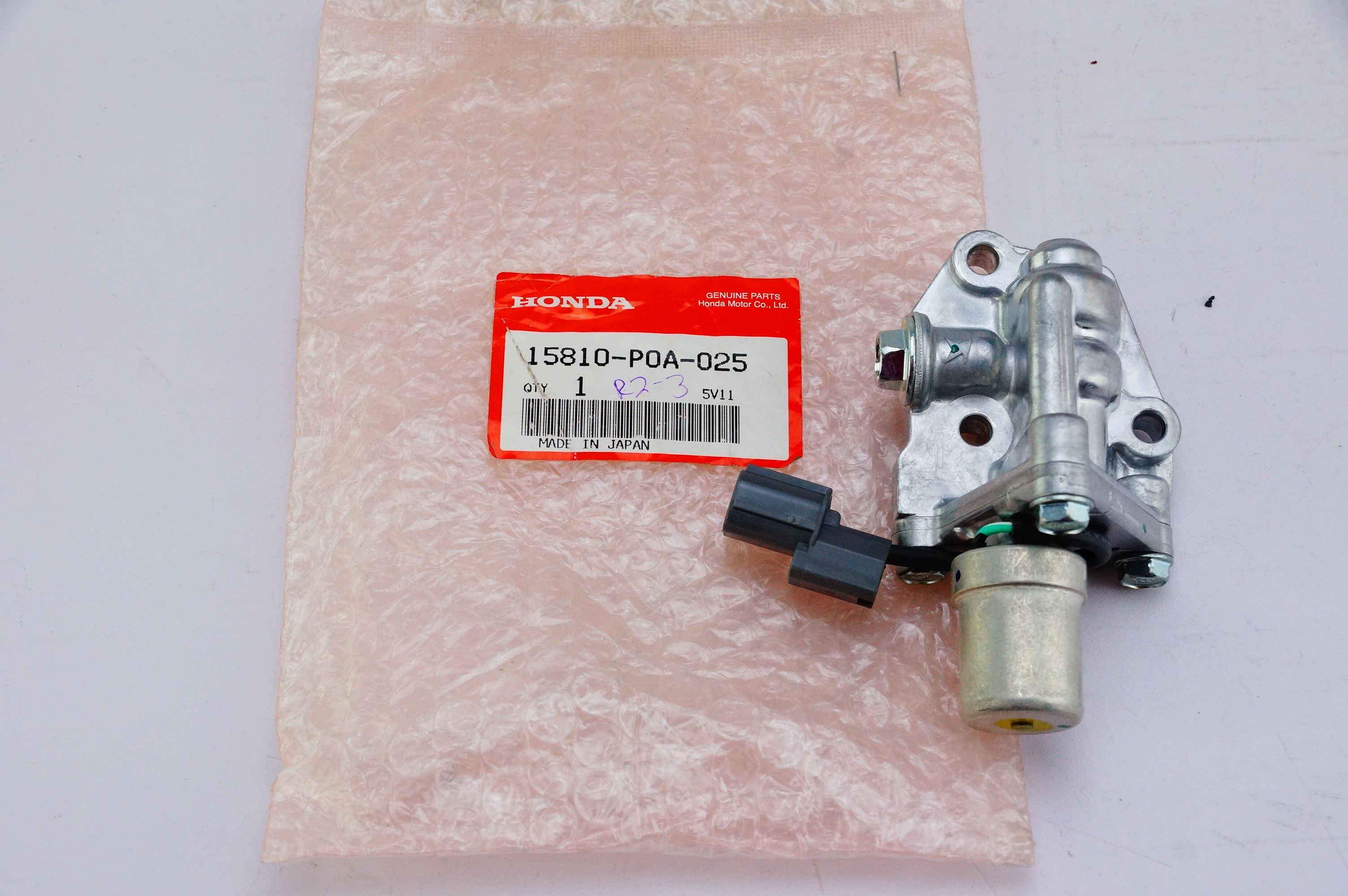 New Genuine OEM 15810P0A025 Honda Valve Assembly Solenoid Fast Free Shipping - image 1