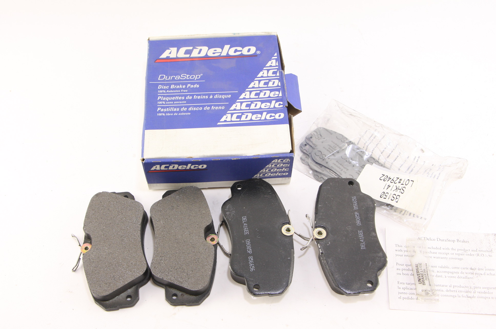 ***~ New Genuine OEM ACDelco 17D720M Disc Brake Pad GM 18038563 Free Shipping - image 1