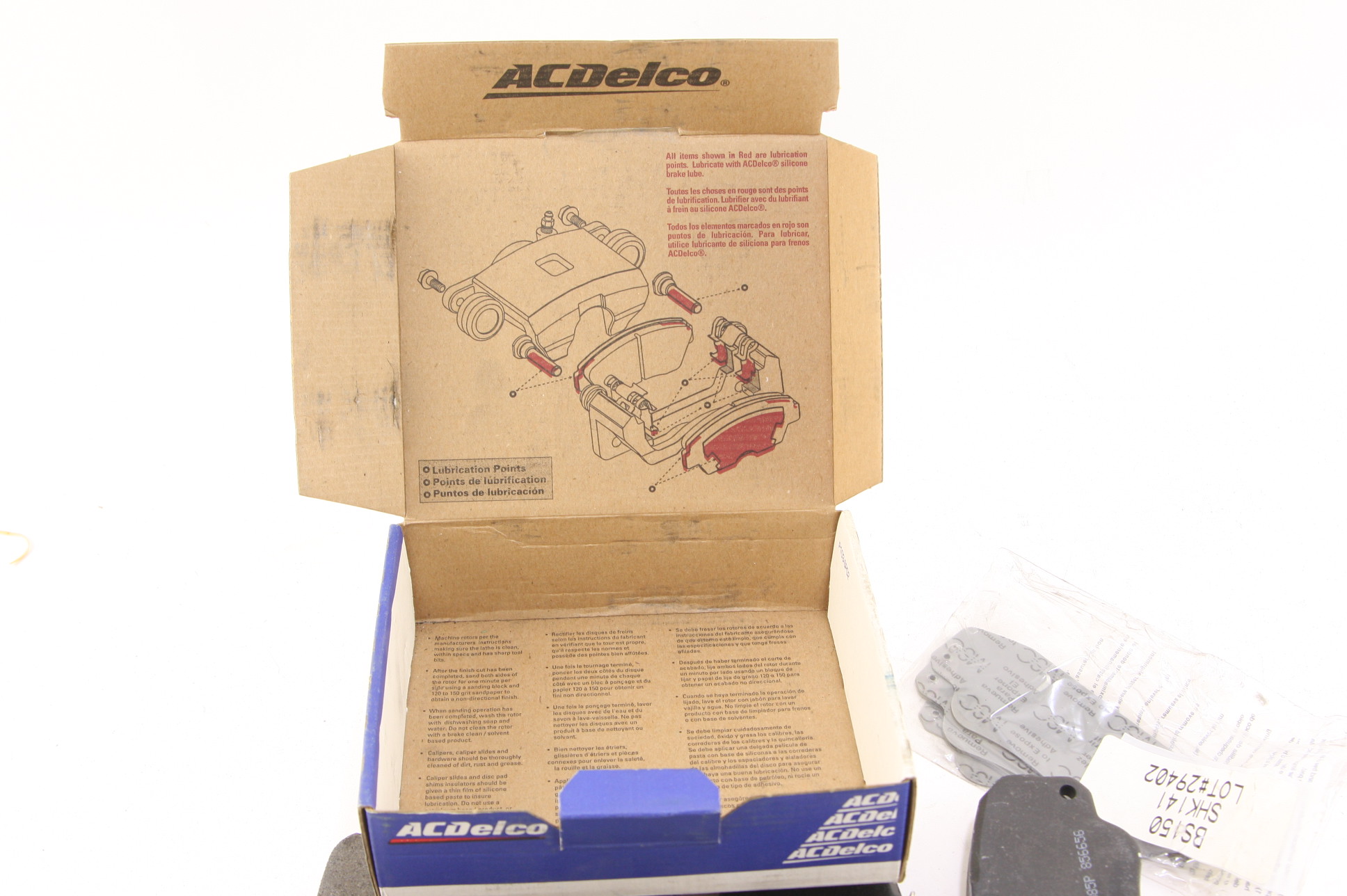 ***~ New Genuine OEM ACDelco 17D720M Disc Brake Pad GM 18038563 Free Shipping - image 2