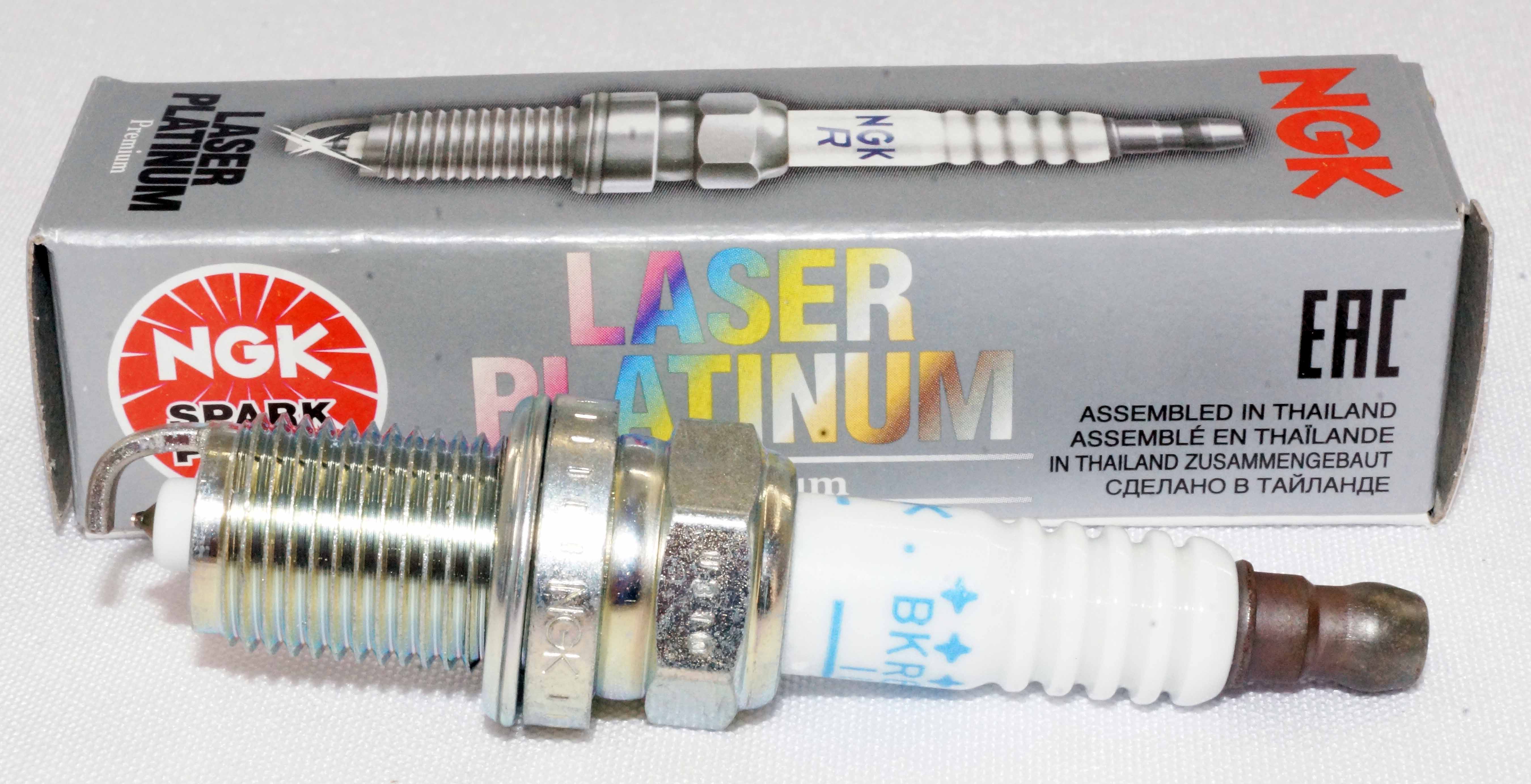 Genuine Authentic NGK 2978 Spark Plug Laser Platinum BKR6EP11 4 Pack