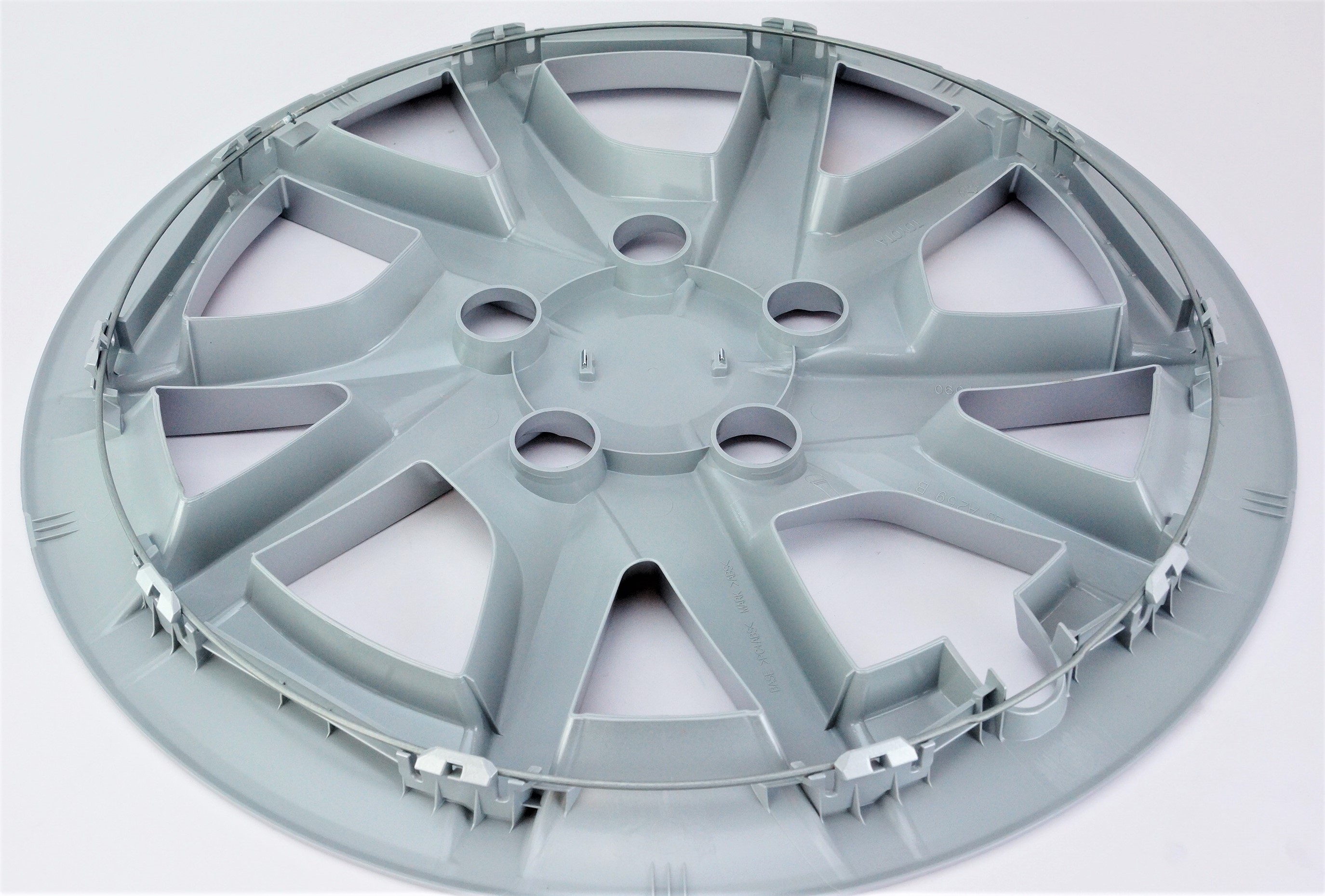 Genuine OEM 42602-47090 Toyota Wheel Cover Hub Cap 2012-2014 Prius V - image 4