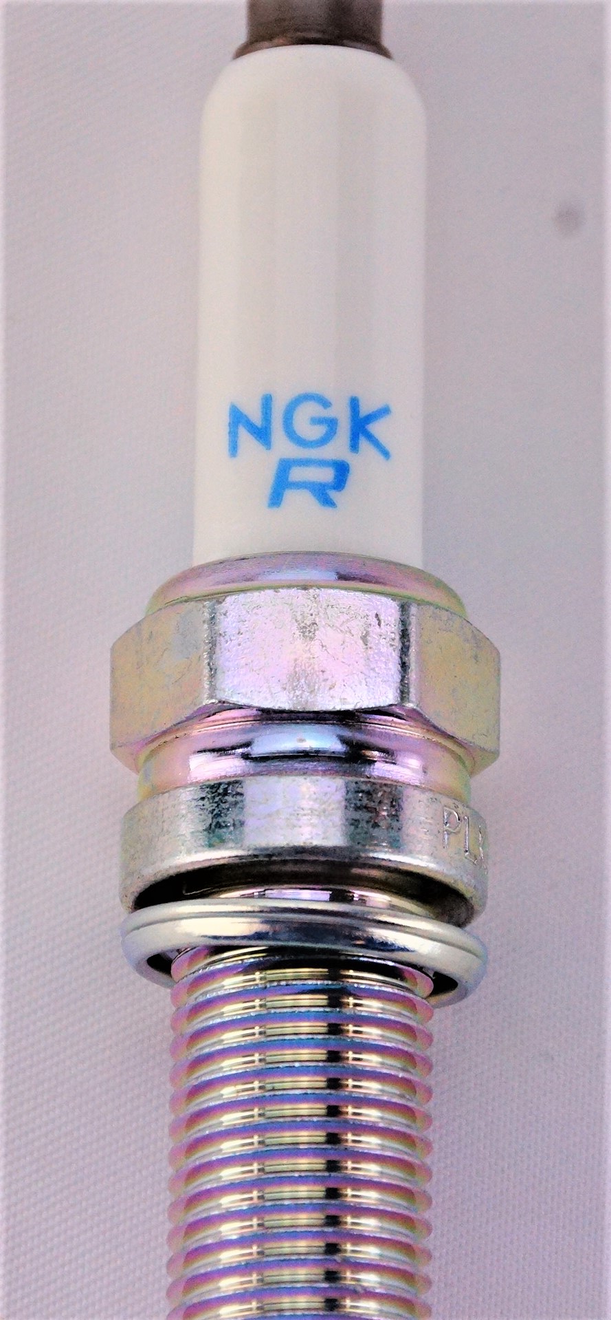 Set of 8 NGK 4288 PLKR7A Premium Laser Platinum Spark Plugs Fast Free Shipping - image 5