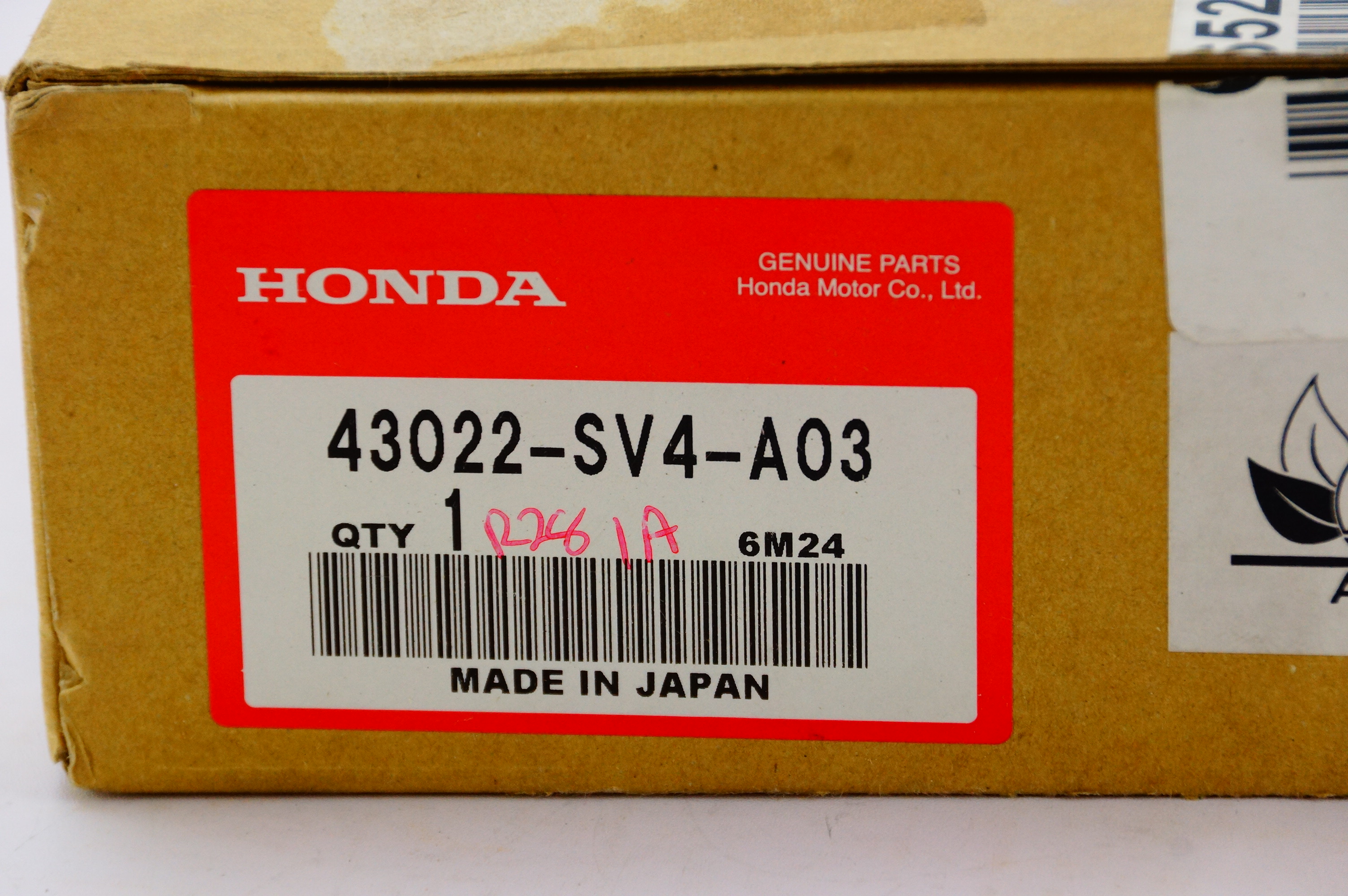 New Genuine Honda OEM 43022SV4A03 Brake Pad or Shoe Rear Disc Brake Pad - image 6