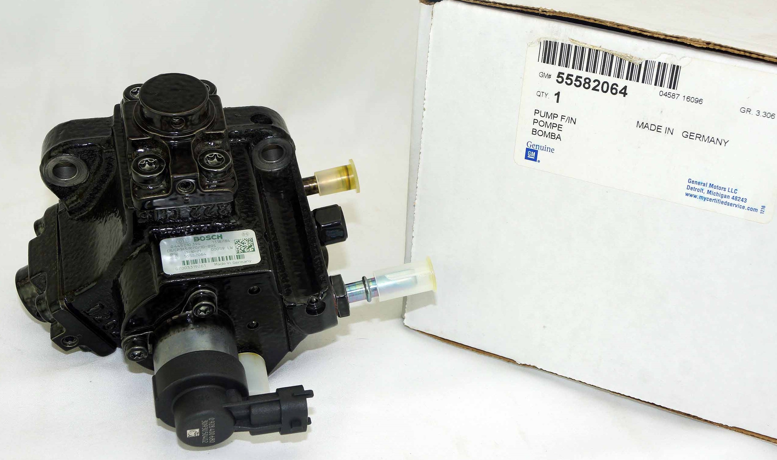 Genuine OEM 55582064 GM Fuel Injector Pump 2014-2015 Chevy Cruze 2.0L Diesel - image 1