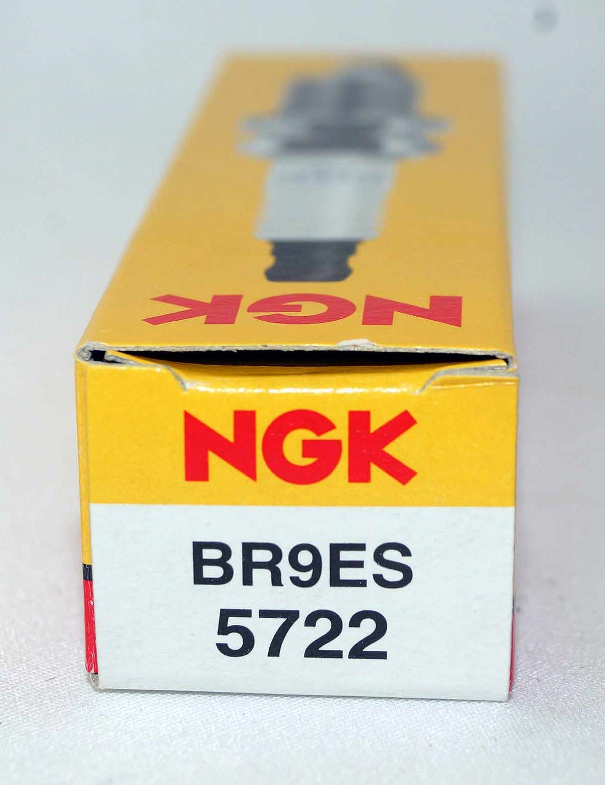 5722 NGK BR9ES Bougie d'allumage M14 x 1,25, Ouverture de la clé: 20,8 mm  pour moto