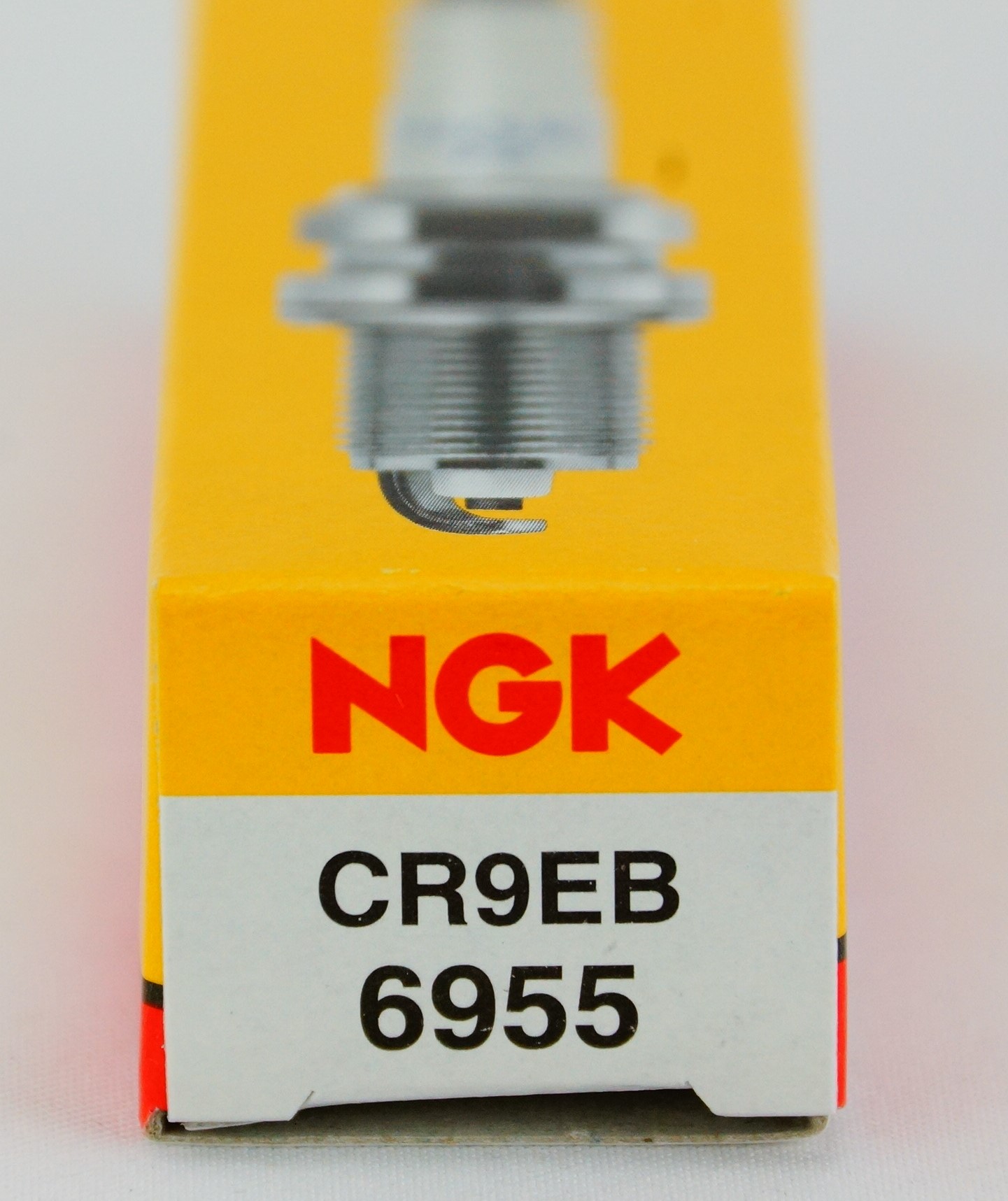 Set of 4 Genuine NGK 6955 Reman Spark Plug CR9EB Fast Free Shipping - image 2