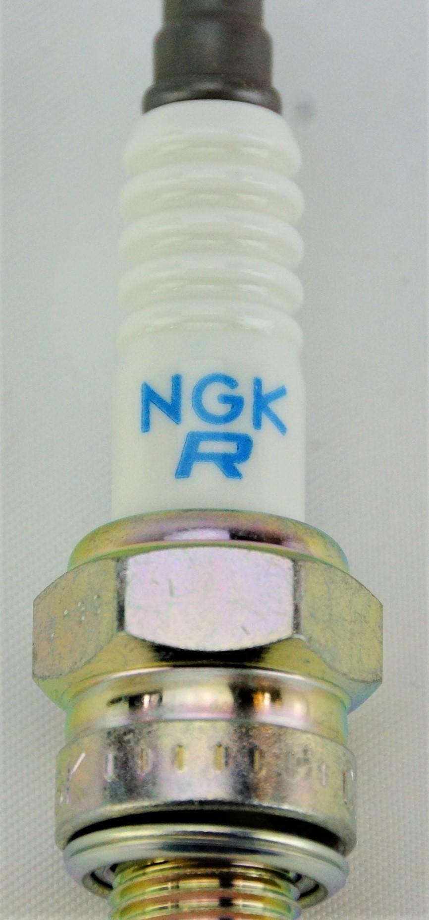 Set of 4 Genuine NGK 6955 Reman Spark Plug CR9EB Fast Free Shipping - image 5