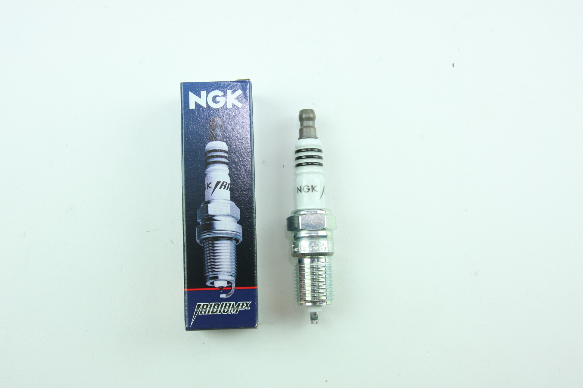 Set of 12 NGK Iridium IX Spark Plugs New 7164 TR55IX Fast Free Shipping - image 4