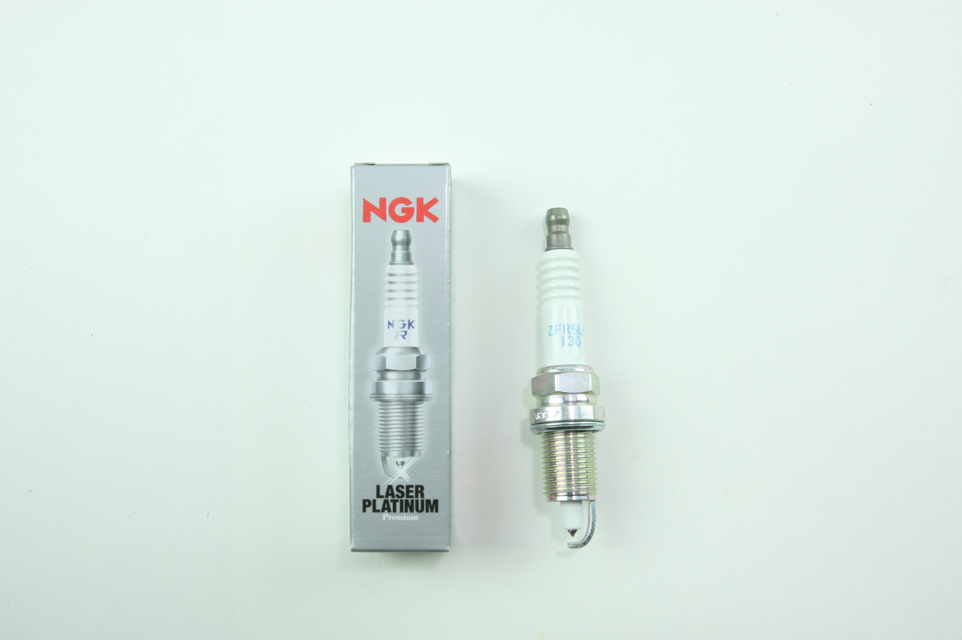 Set of 10 New NGK 7781 Premium Spark Plug Laser Platinum ZFR5LP13G Free Shipping - image 4
