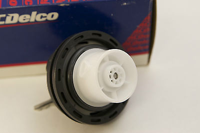 New Oem Original Acdelco Fuel Tank Cap Cap Locking Gas Cap 22720375 Gt270