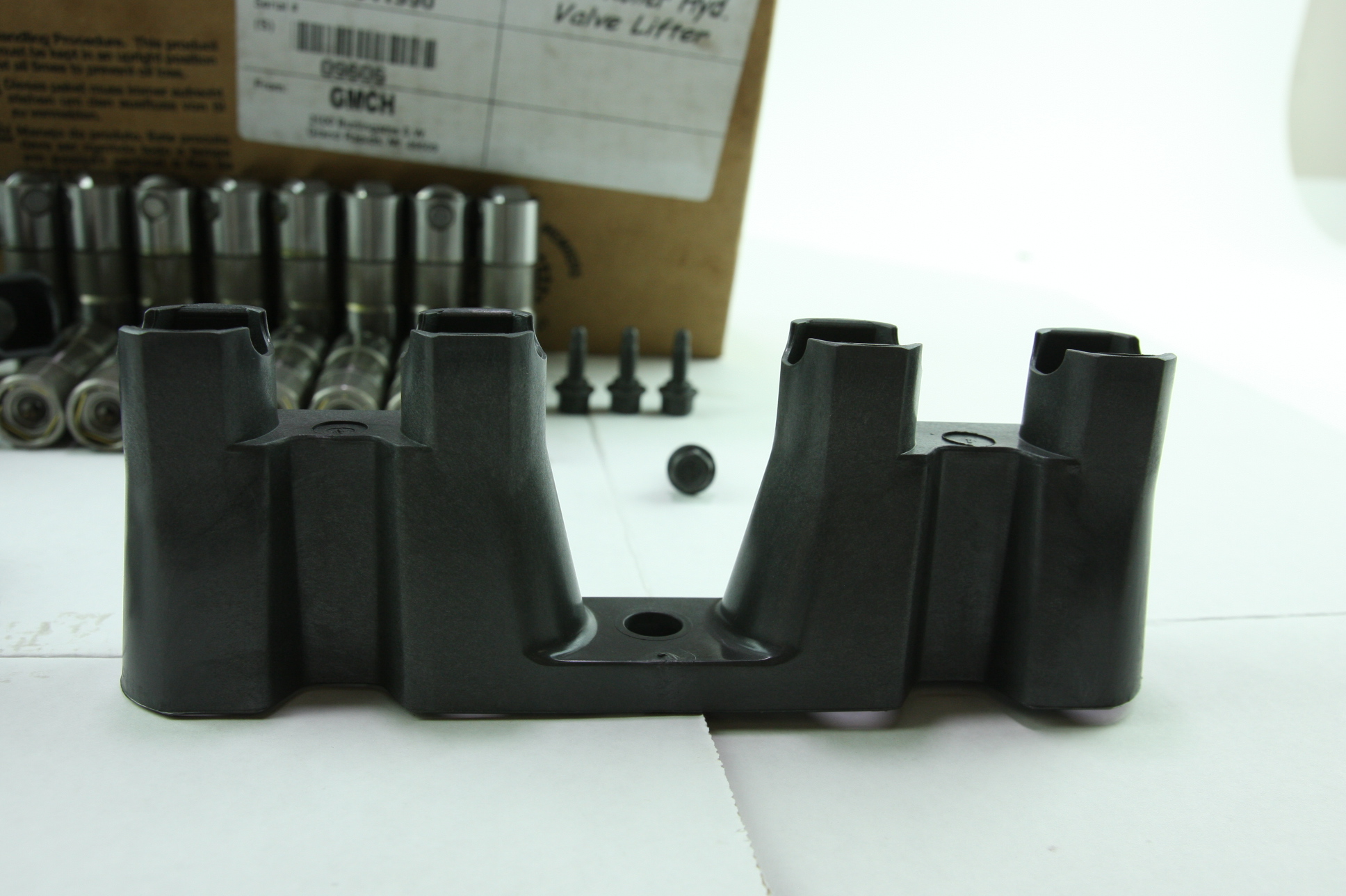 Genuine GM Lifters 17122490 HL124 [16] Guides 12595365 [4] Bolts 12551163 [4] - image 3