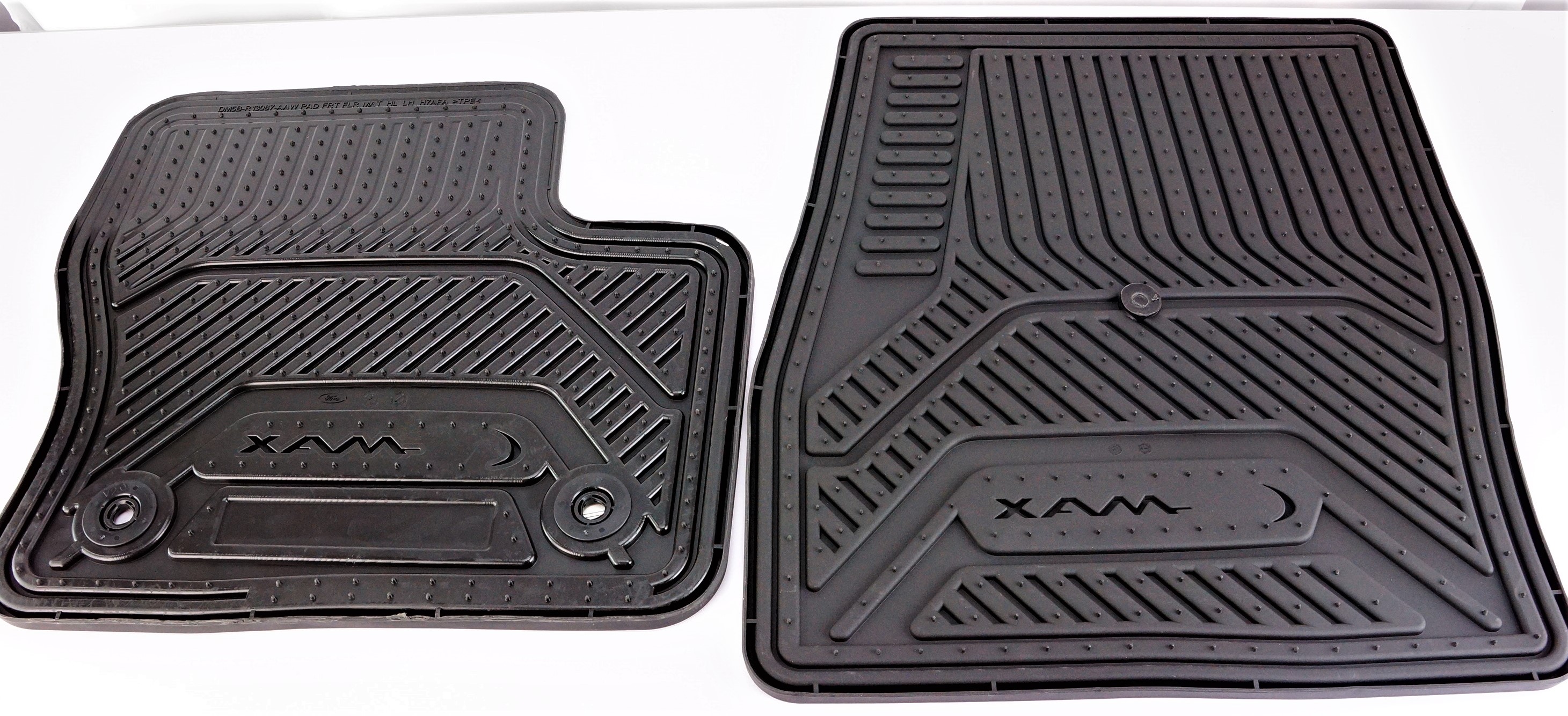 New Genuine Ford SKBT4J-78130D00-AA Floor Mats All Weather 11-14 Ford Edge - image 4