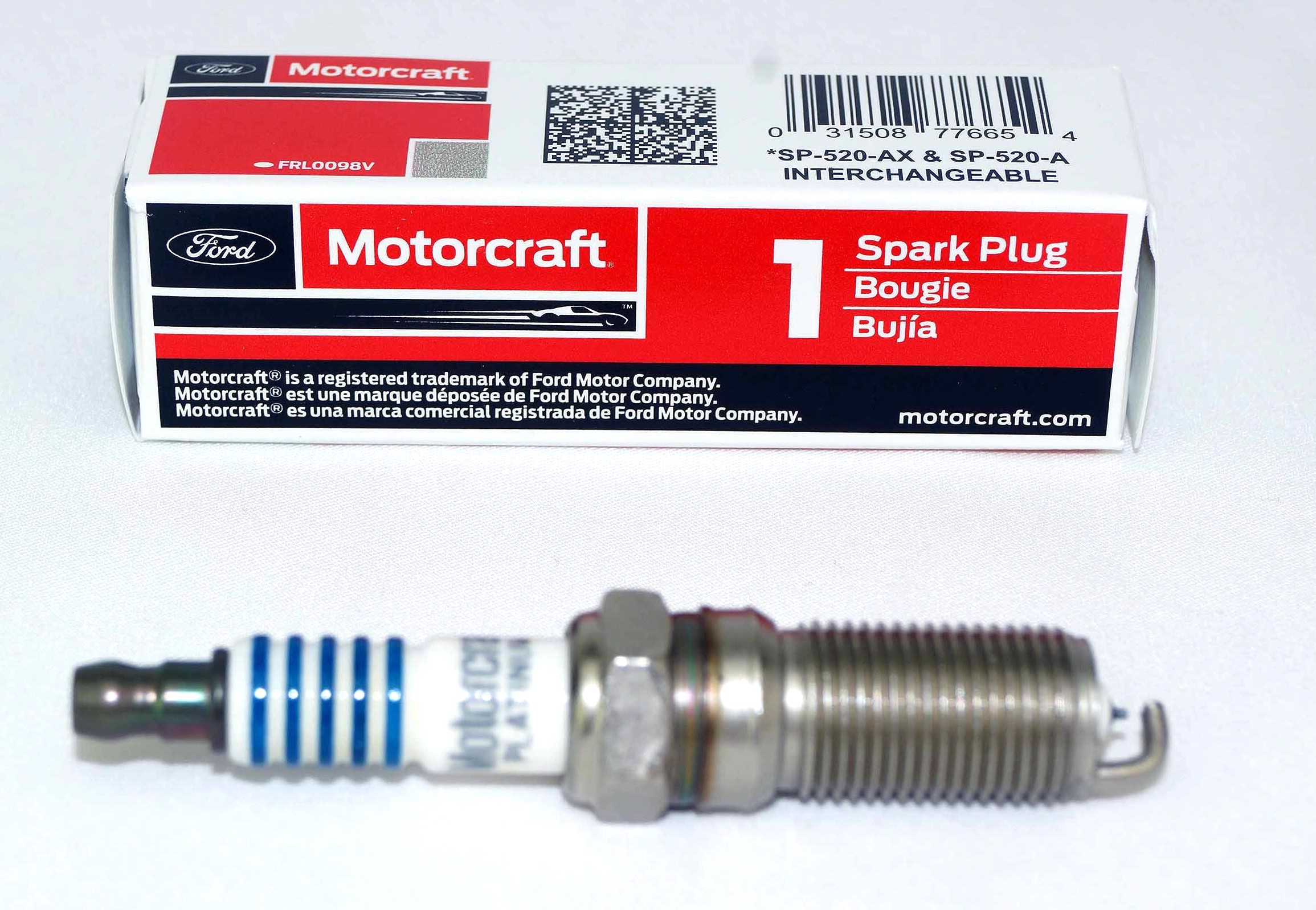 Спарк плуг. Свечи денсо spark plug 4. Denso spark plug свечи. Свечи зажигания эвотек. Hyundai / kia 18858 10090.